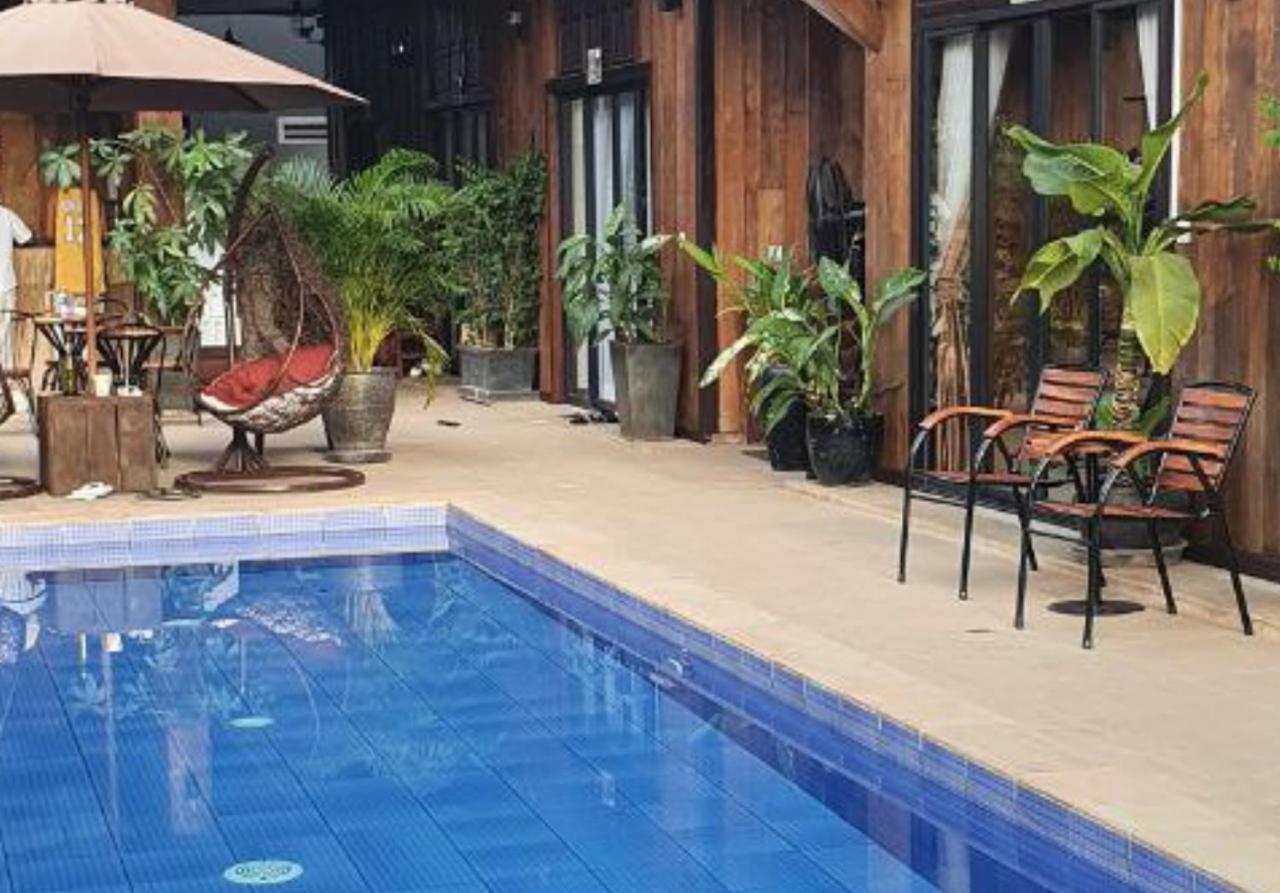 Three Little Birds Hotell Siem Reap Exteriör bild